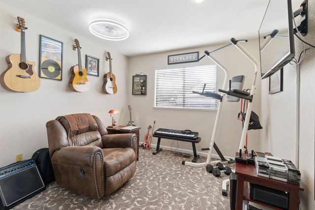 4324 Copper Cliff Ln, Modesto, CA 95355