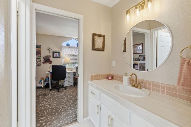 4324 Copper Cliff Ln, Modesto, CA 95355