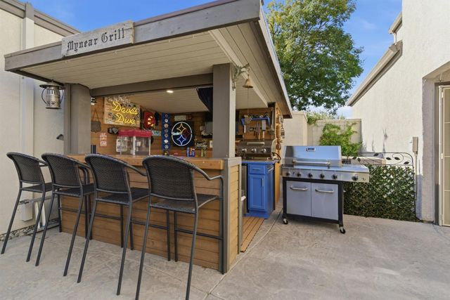 4324 Copper Cliff Ln, Modesto, CA 95355