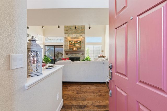 4324 Copper Cliff Ln, Modesto, CA 95355