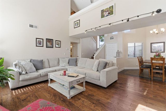 4324 Copper Cliff Ln, Modesto, CA 95355