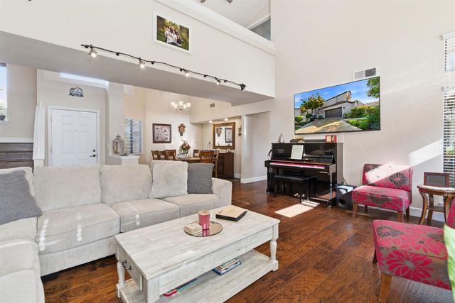 4324 Copper Cliff Ln, Modesto, CA 95355