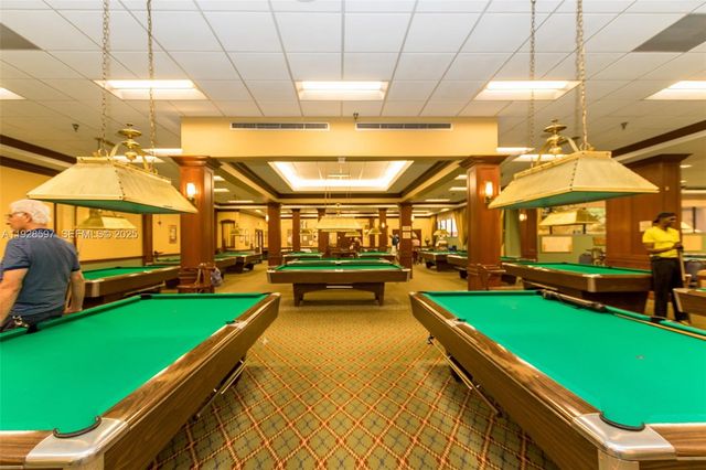 1201 SW 141st Ave 304J, Pembroke Pines, FL 33027