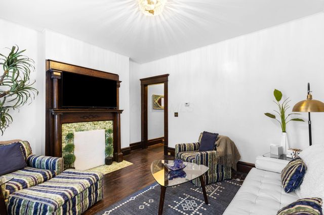 726 Kerr Street, Columbus, OH 43215