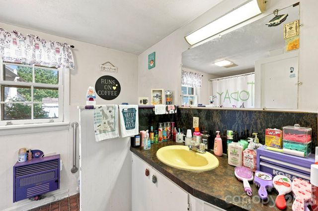 512 W Bank Street, Salisbury, NC 28146