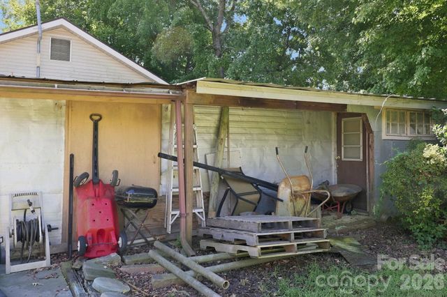 512 W Bank Street, Salisbury, NC 28146