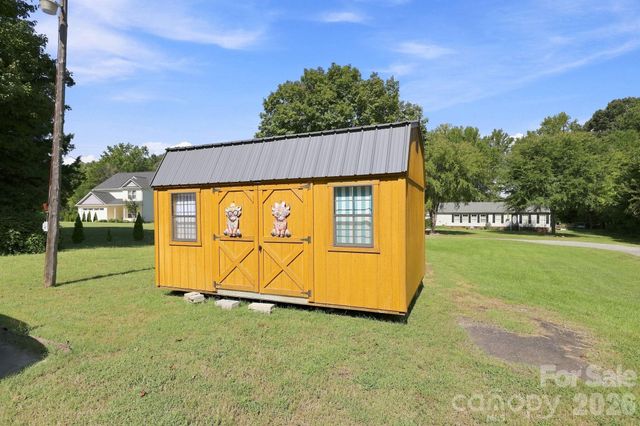 512 W Bank Street, Salisbury, NC 28146
