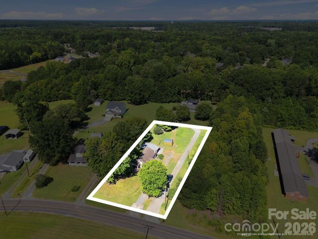 512 W Bank Street, Salisbury, NC 28146
