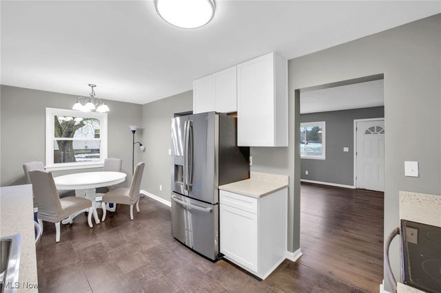 3930 Wadsworth Road, Barberton, OH 44203