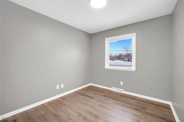 3930 Wadsworth Road, Barberton, OH 44203