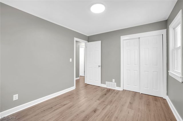 3930 Wadsworth Road, Barberton, OH 44203