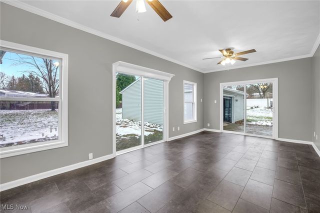 3930 Wadsworth Road, Barberton, OH 44203