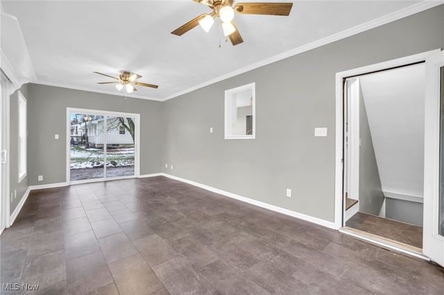 3930 Wadsworth Road, Barberton, OH 44203