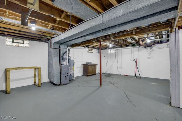 3930 Wadsworth Road, Barberton, OH 44203