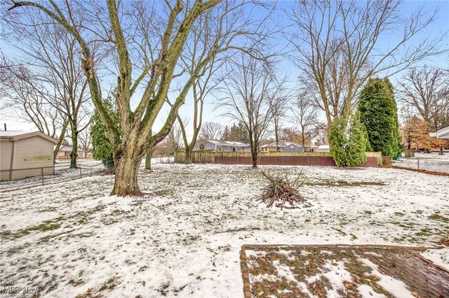 3930 Wadsworth Road, Barberton, OH 44203