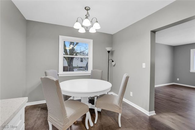 3930 Wadsworth Road, Barberton, OH 44203