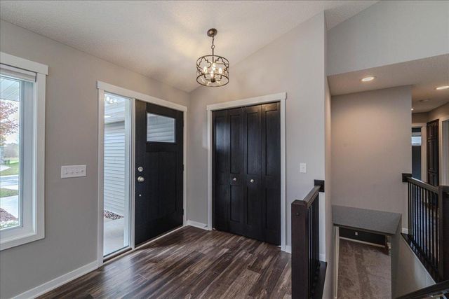 236 Hawaii Street SE, Lonsdale, MN 55046