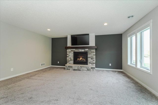 236 Hawaii Street SE, Lonsdale, MN 55046