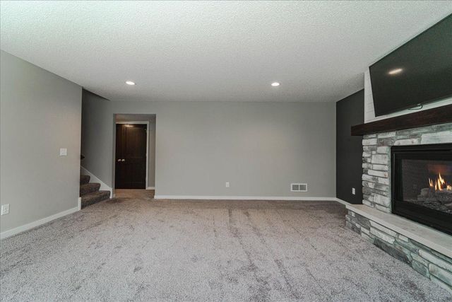 236 Hawaii Street SE, Lonsdale, MN 55046