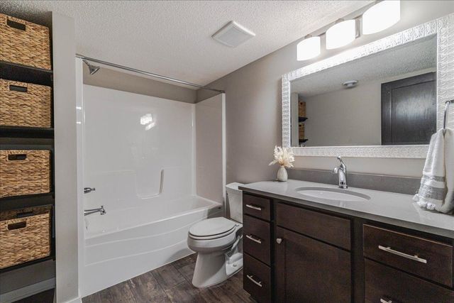 236 Hawaii Street SE, Lonsdale, MN 55046