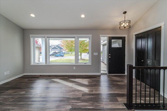 236 Hawaii Street SE, Lonsdale, MN 55046