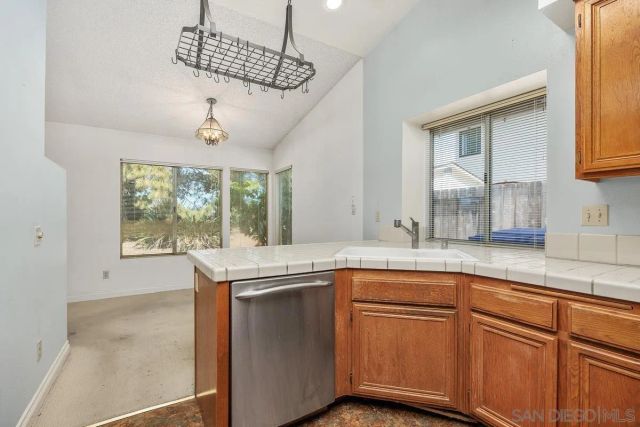 5220 Mandarin Dr., Oceanside, CA 92056