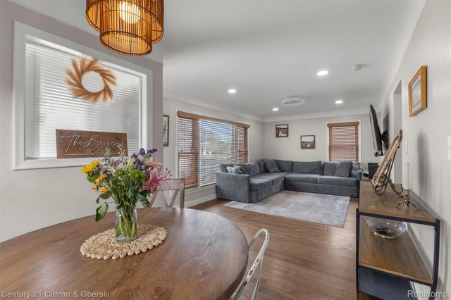 15107 Aster Avenue, Allen Park, MI 48101