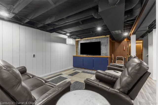 15107 Aster Avenue, Allen Park, MI 48101