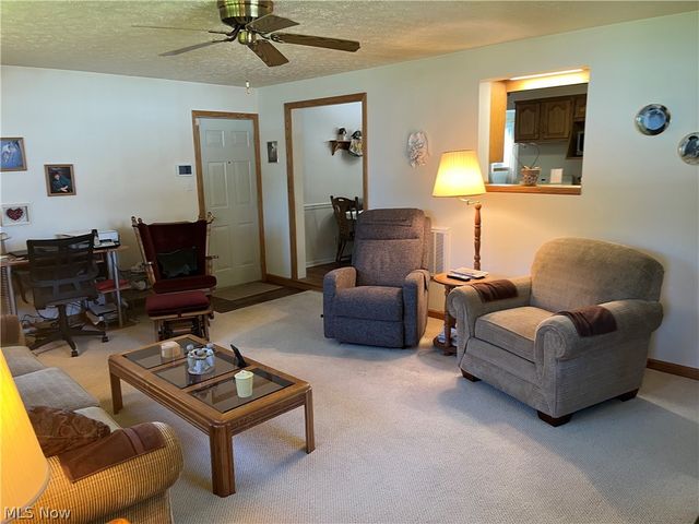 124 Aylesboro Avenue, Boardman, OH 44512