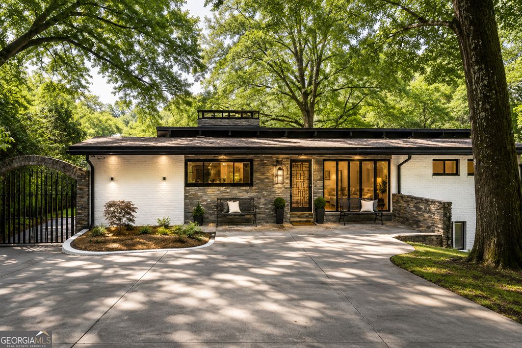 1676 Moores Mill Road NW, Atlanta, GA 30327
