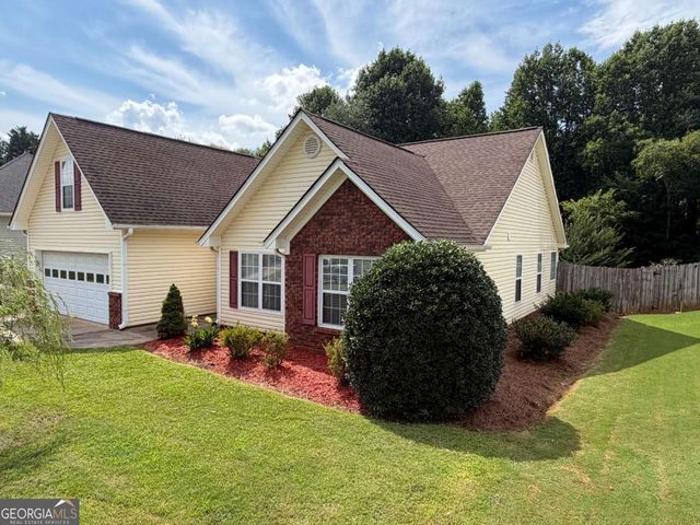 6379 Magnetic Point 134, Flowery Branch, GA 30542