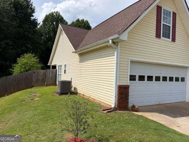 6379 Magnetic Point 134, Flowery Branch, GA 30542
