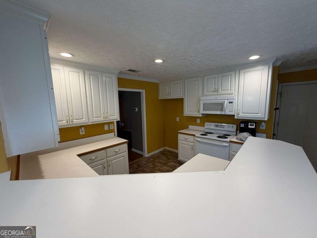 6379 Magnetic Point 134, Flowery Branch, GA 30542
