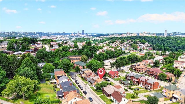 817 Deely Street, Greenfield, PA 15217
