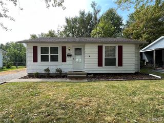 1007 W Nixon Drive, O'fallon, IL 62269