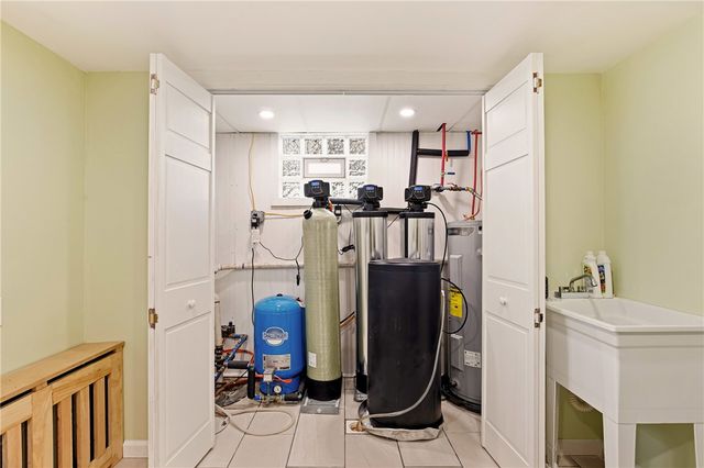 599 Brown Rd, Bullskin Twp, PA 15610