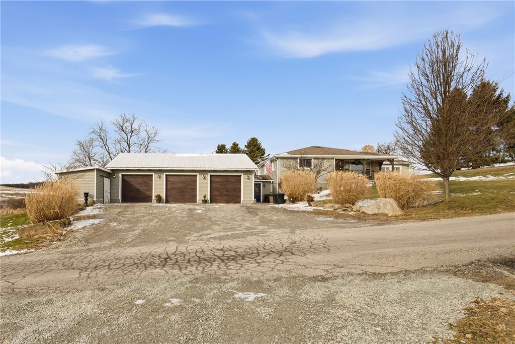 599 Brown Rd, Bullskin Twp, PA 15610