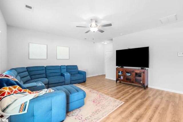 116 Strongridge Trail, Simpsonville, SC 29681