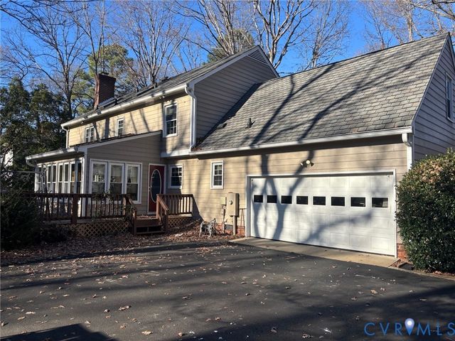 12801 Foxstone Rd, Midlothian, VA 23113