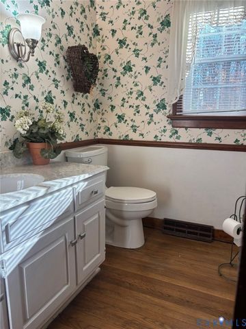 12801 Foxstone Rd, Midlothian, VA 23113