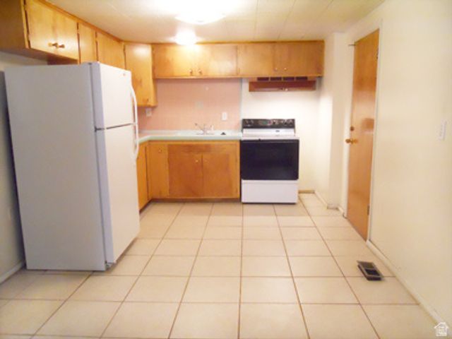6302 WESTRIDGE ST, Murray, UT 84107