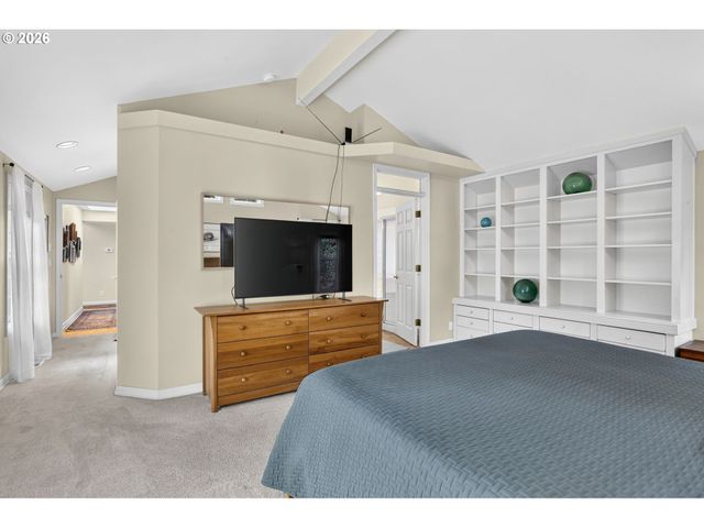 5900 BUENA VISTA Dr, Vancouver, WA 98661