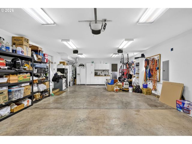 5900 BUENA VISTA Dr, Vancouver, WA 98661