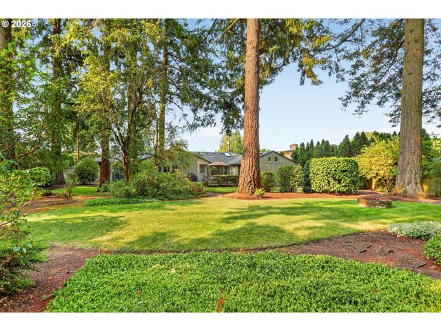 5900 BUENA VISTA Dr, Vancouver, WA 98661