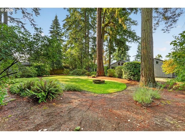 5900 BUENA VISTA Dr, Vancouver, WA 98661