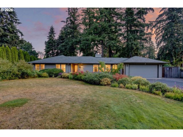 5900 BUENA VISTA Dr, Vancouver, WA 98661