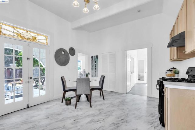 22354 Western Blvd, Hayward, CA 94541