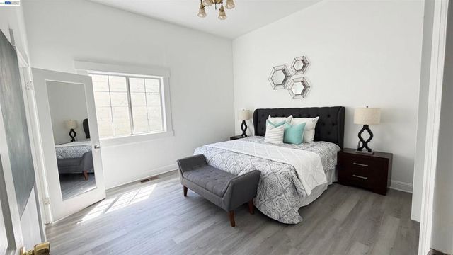 22354 Western Blvd, Hayward, CA 94541