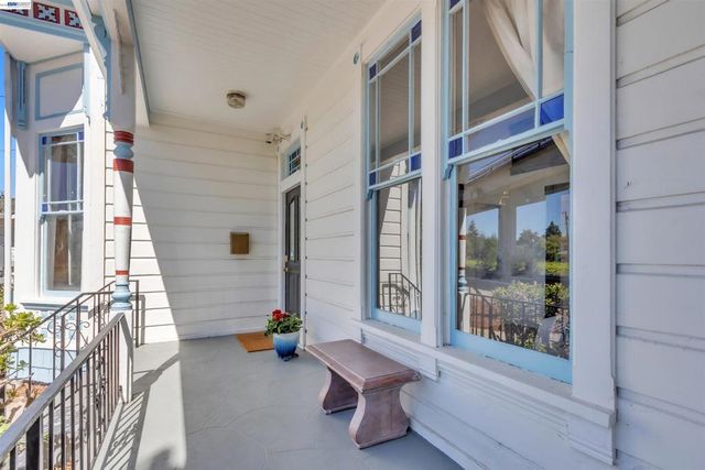 22354 Western Blvd, Hayward, CA 94541