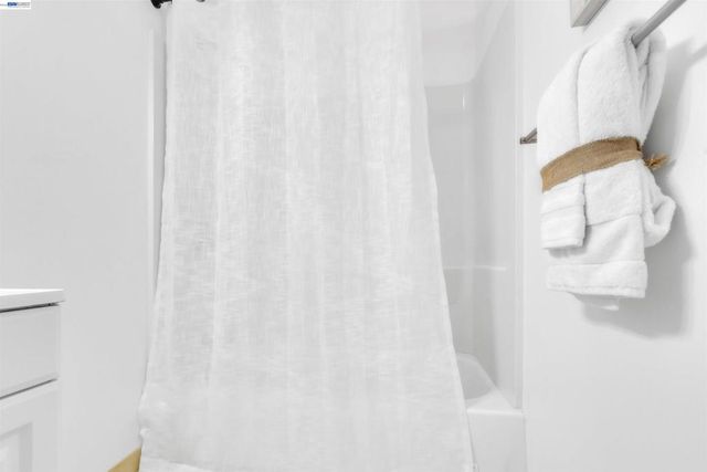 22354 Western Blvd, Hayward, CA 94541